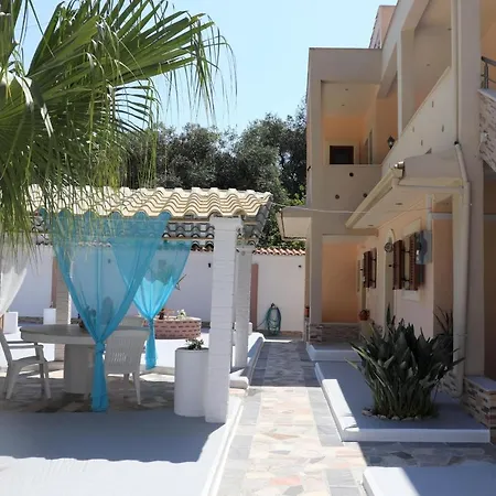 Loukia's 2 * Paramonas (Corfu)