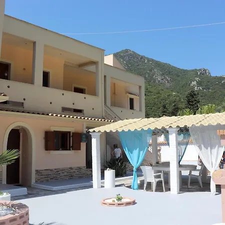 Loukia's 2 Apartment Paramonas (Corfu)